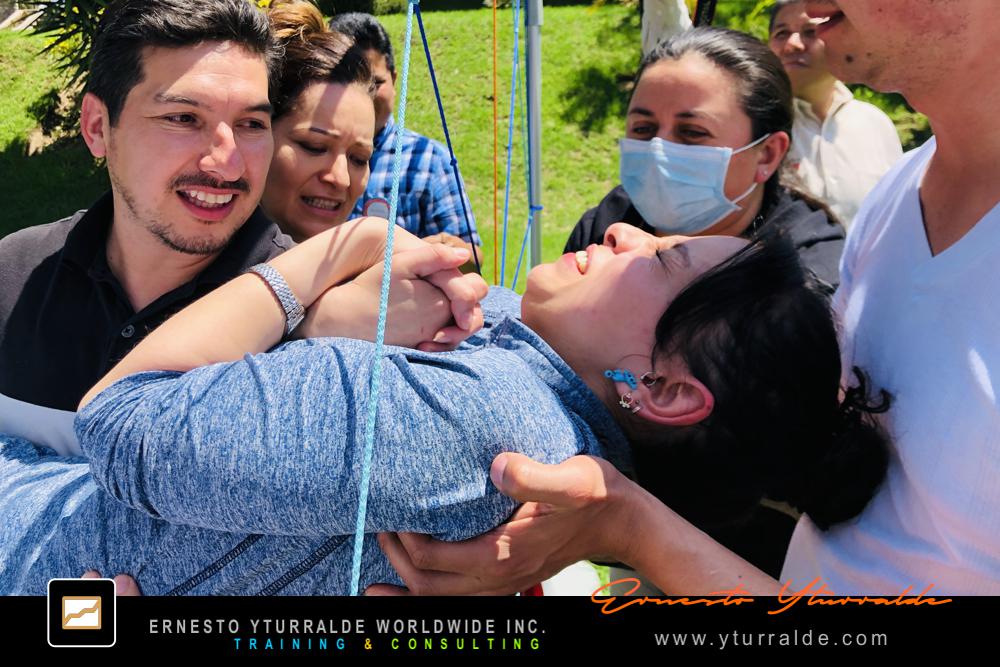 Team Building Ecuador | Taller de Trabajo en Equipo para Empresas