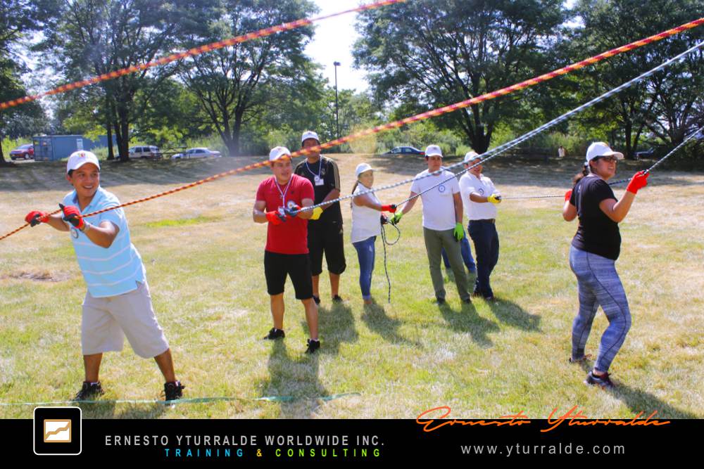 Team Building Ecuador | Taller de Trabajo en Equipo para Empresas