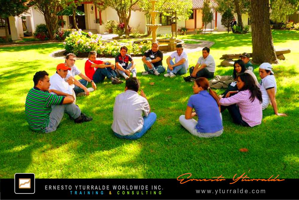 Team Building Ecuador Talleres de Cuerdas Bajas | Team Building Empresarial para el desarrollo de equipos de trabajo en Quito